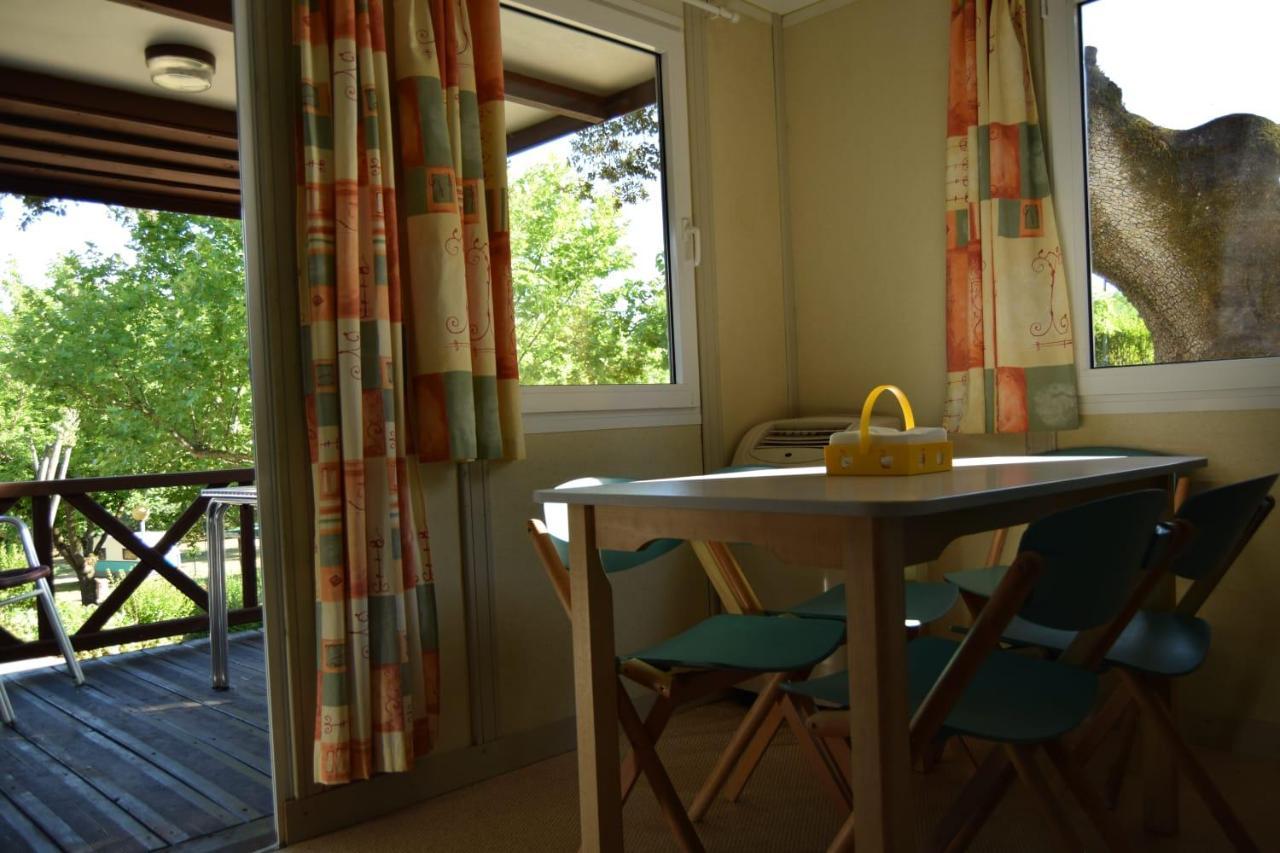 Bungalows, Camping Vega De Francia Sotoserrano Dış mekan fotoğraf