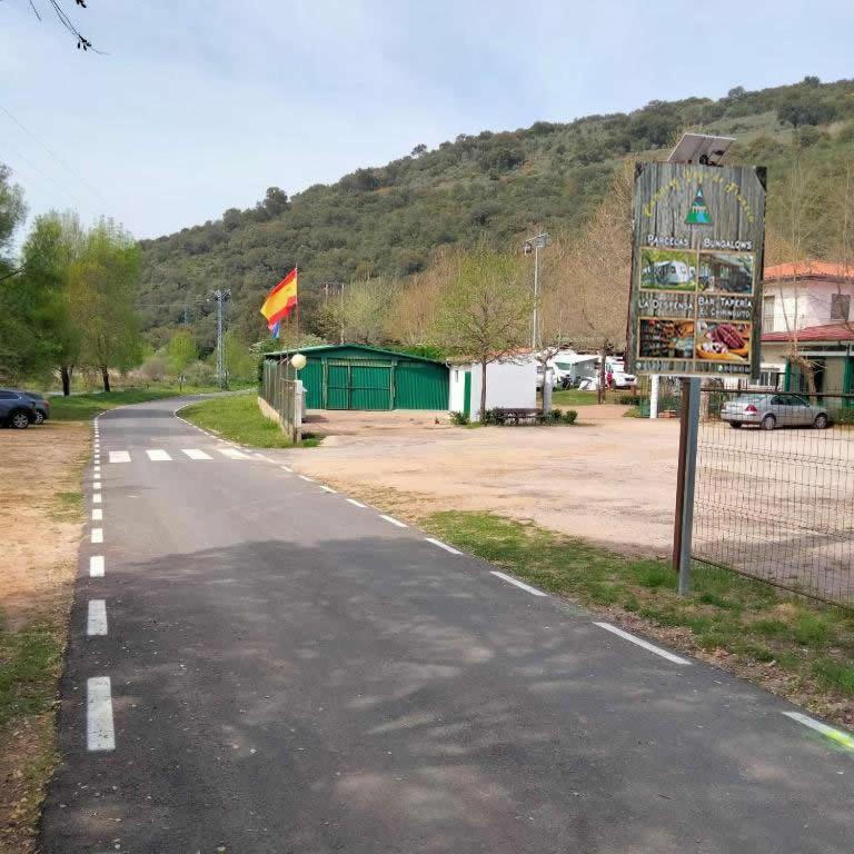 Bungalows, Camping Vega De Francia Sotoserrano Dış mekan fotoğraf